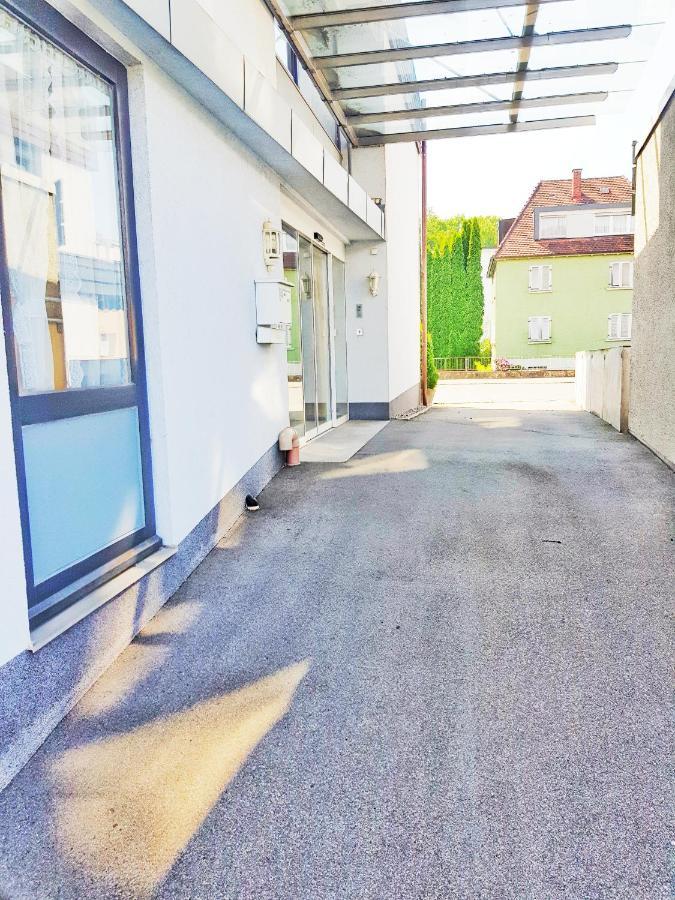 Hostel Sonne Friedrichshafen Exterior photo